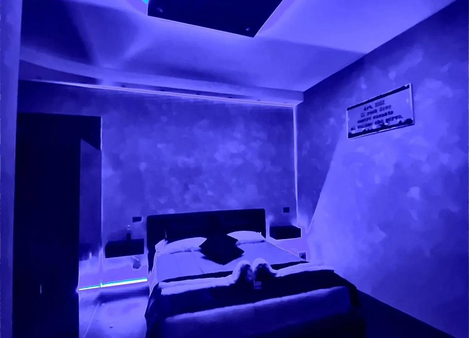 Luxury Home Design Rome Apartment