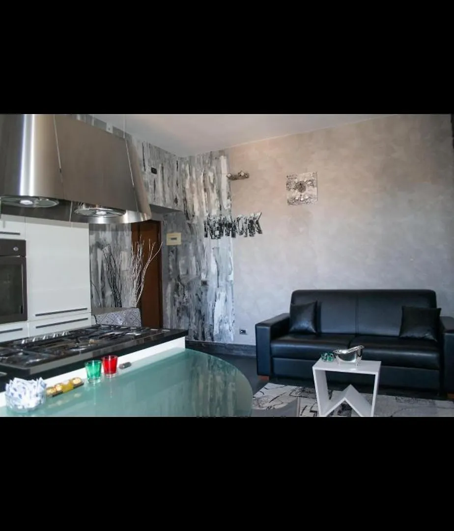 Luxury Home Design Rome Apartment